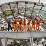 SkyWalk hang over edge