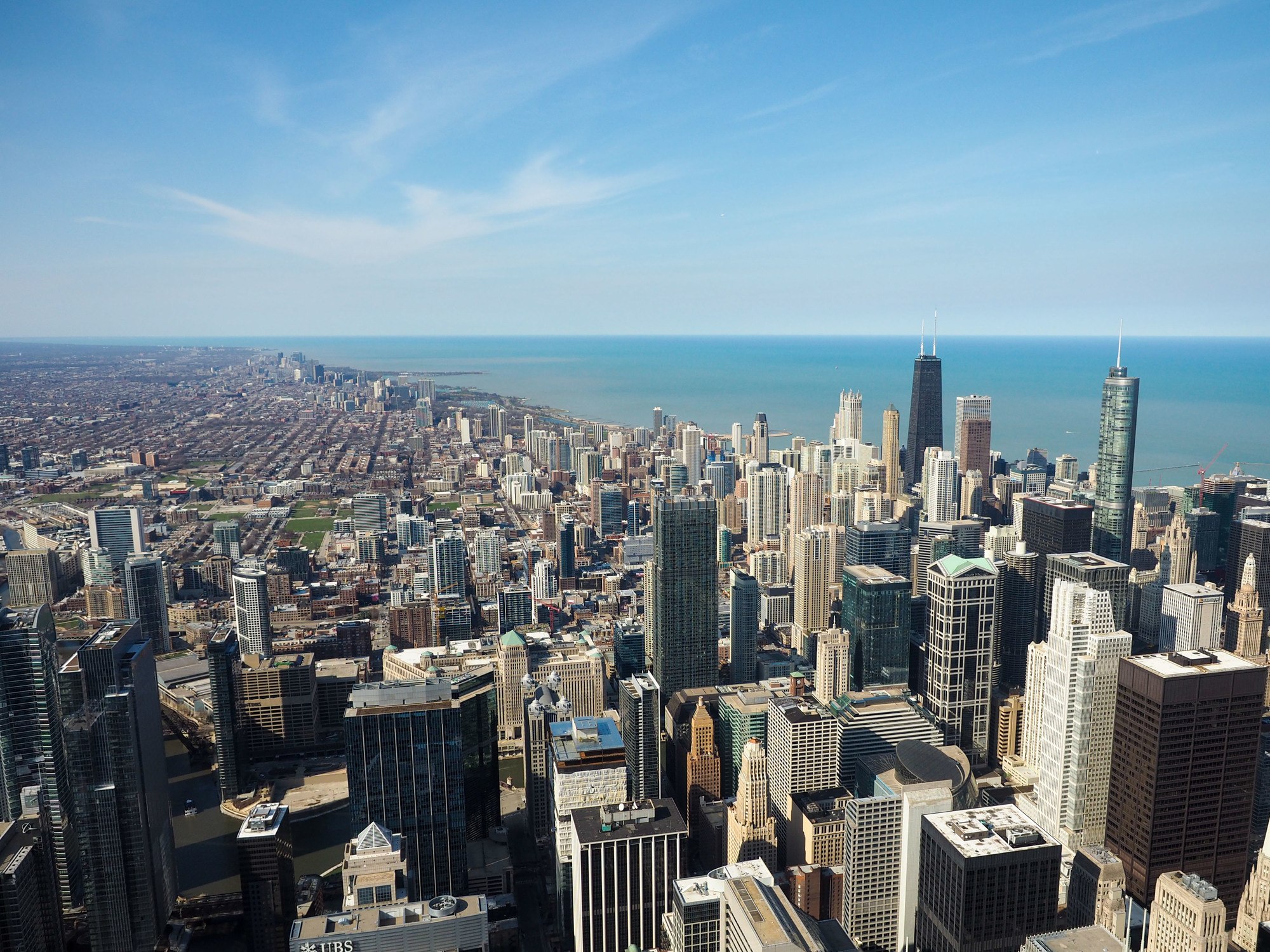 Willis Tower Skydeck vs. John Hancock 360 Chicago