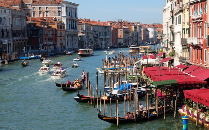 The Best of Venice on Foot and by Boat