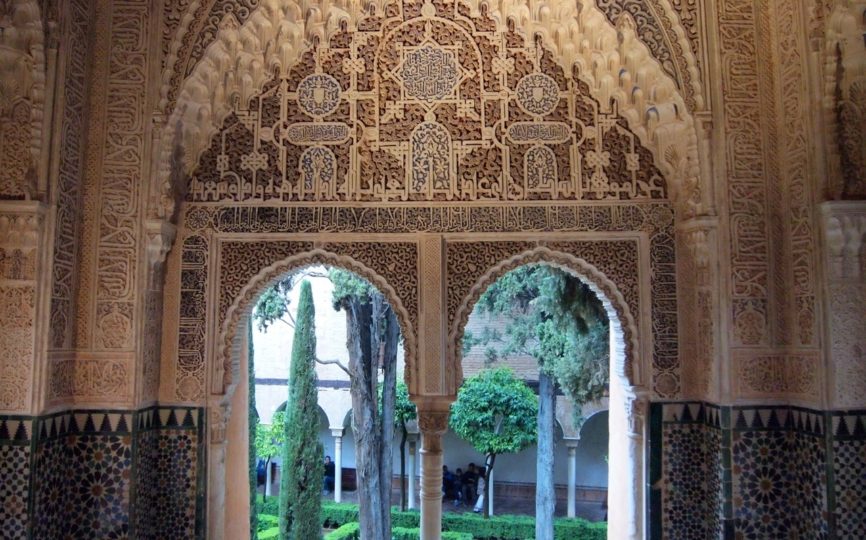 Visiting the Alhambra in Spain: What It’s Really Like!