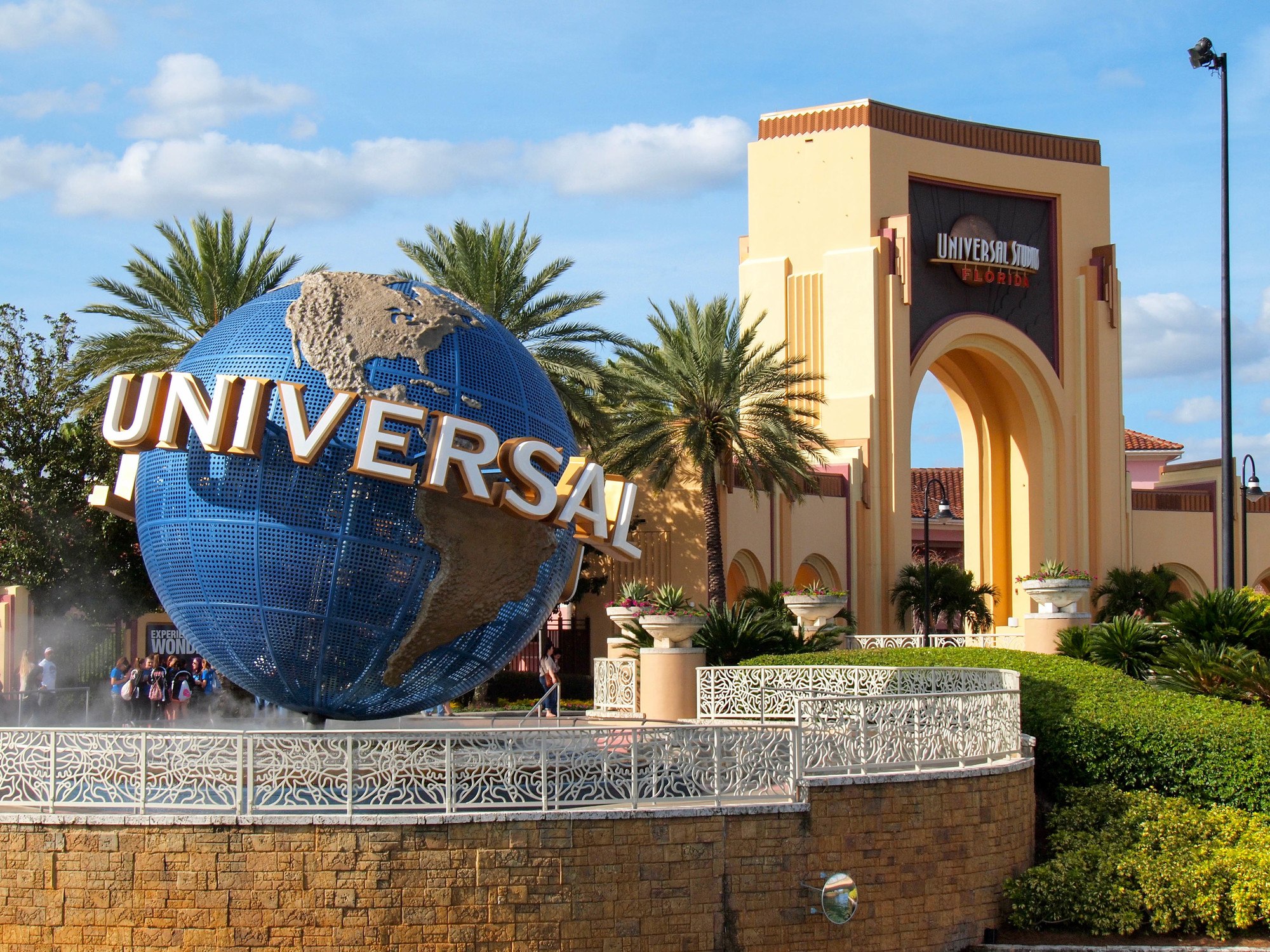 travel orlando theme parks