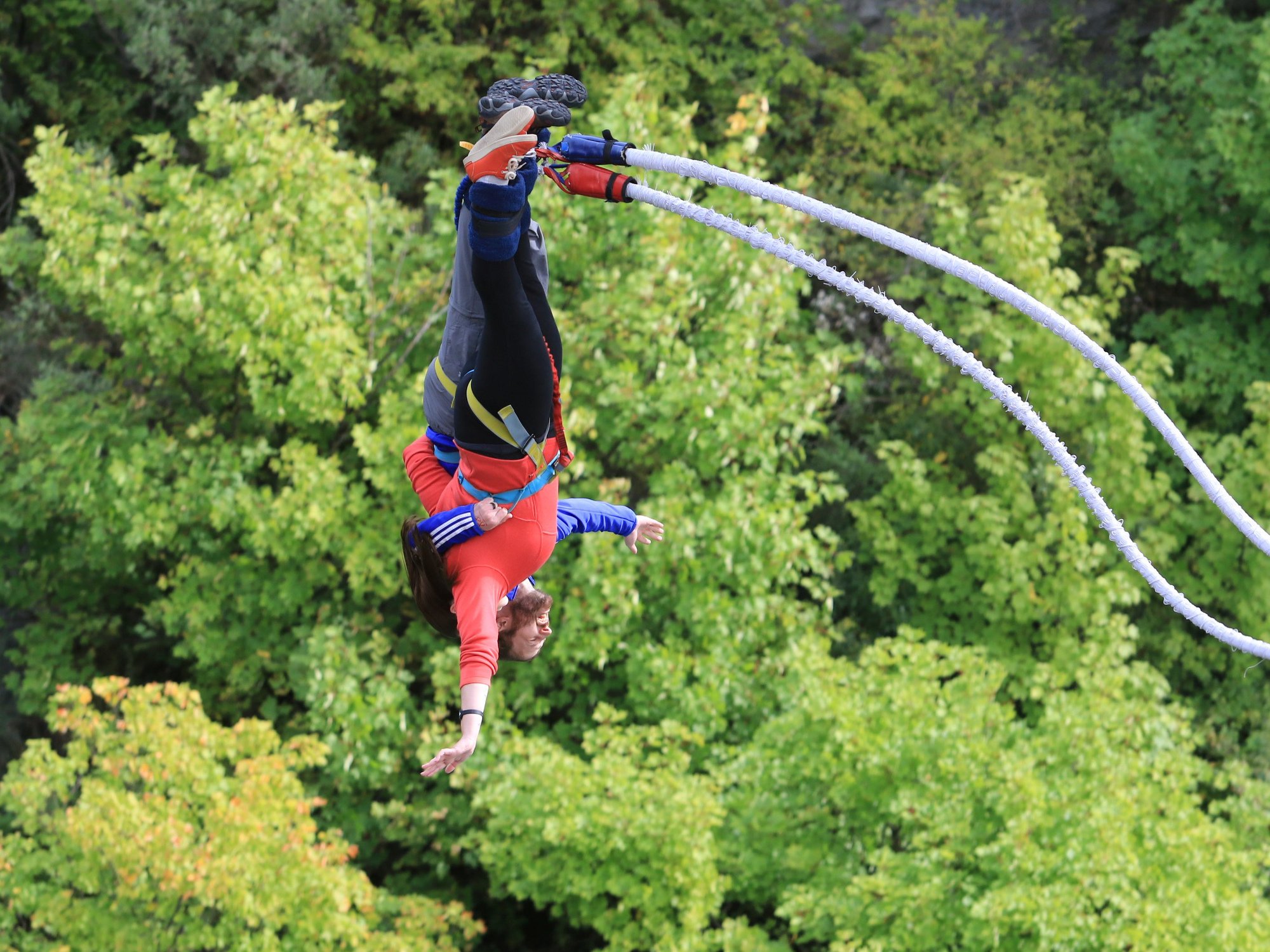 Tandem bungee jumping in New Zealand