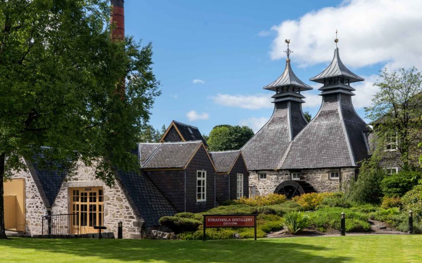 Everything You Need to Know to Travel the Malt Whisky Trail in Scotland (Even if You Don’t Like Whisky!)
