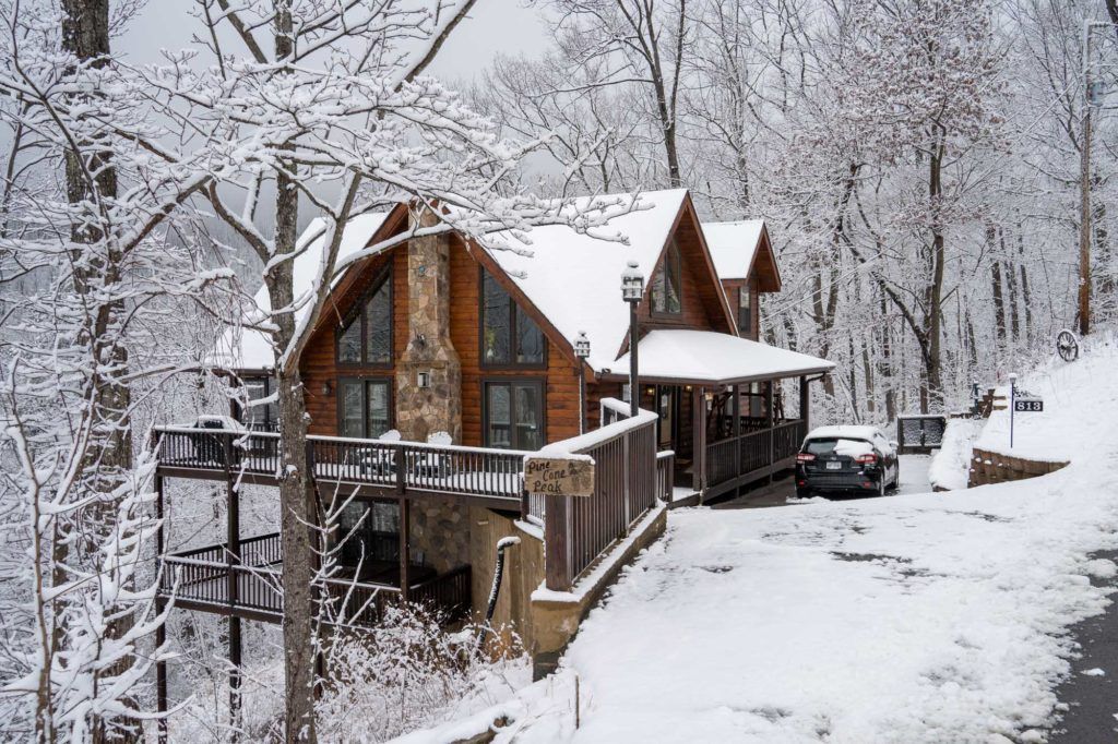 Smokies cabin in the snow