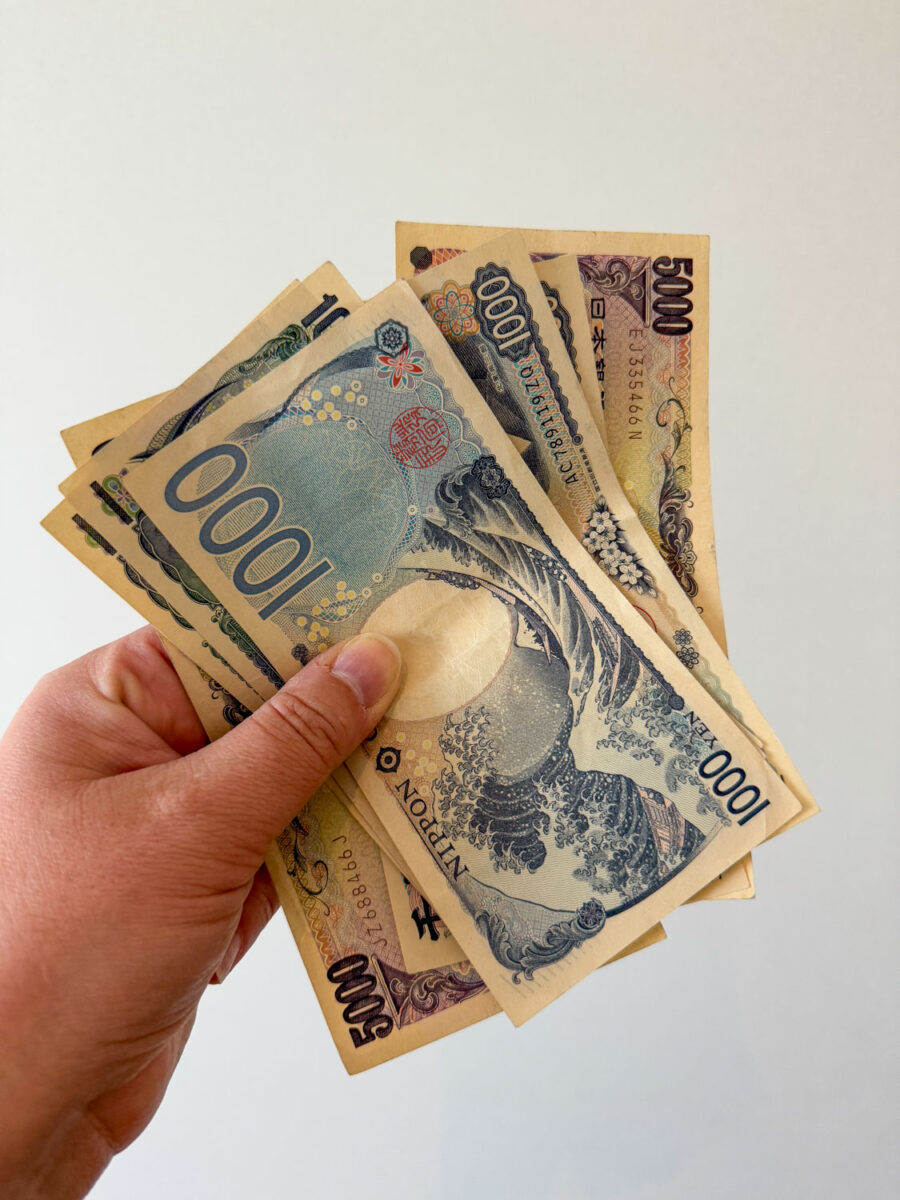 Japanese yen notes
